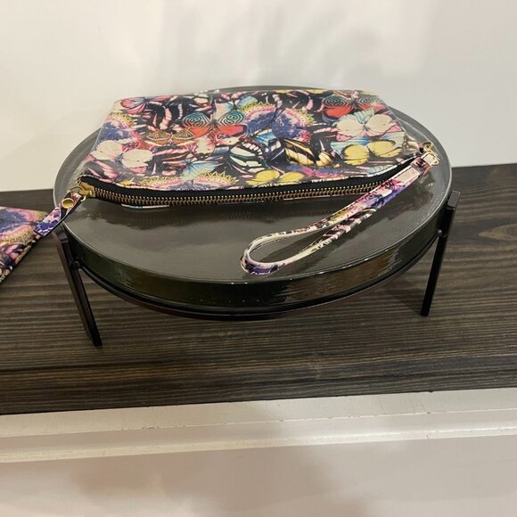 LODIS WRISTLET CLUTCH & COIN PURSE - Picture 7 of 9